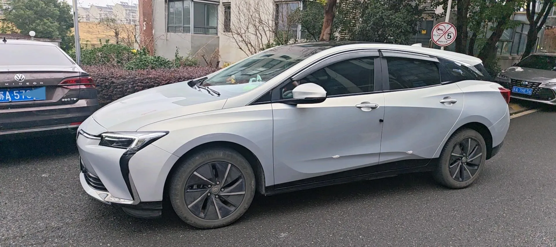 2023 Buick Velite 6 BEV 50.3KWH,autocango,china used car exporter,china ev exporter,chinese used car exporter,chinese used ev exporter