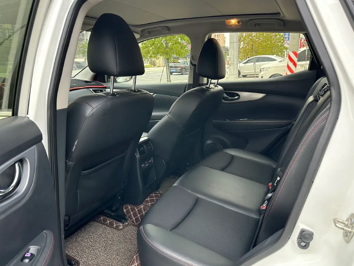 2021 Nissan Qashqai 2.0L 151HP L4 CVT,autocango,china used car exporter,china ev exporter,chinese used car exporter,chinese used ev exporter