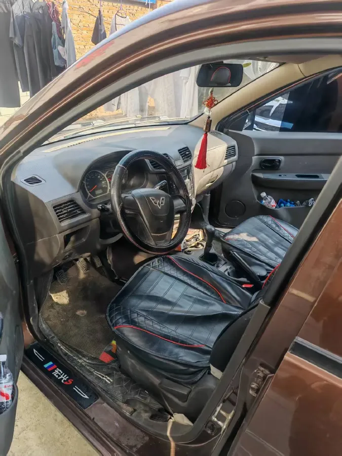 2018 WuLing HongGuang 1.2L 82HP L4 5MT,autocango,china used car exporter,china ev exporter,chinese used car exporter,chinese used ev exporter