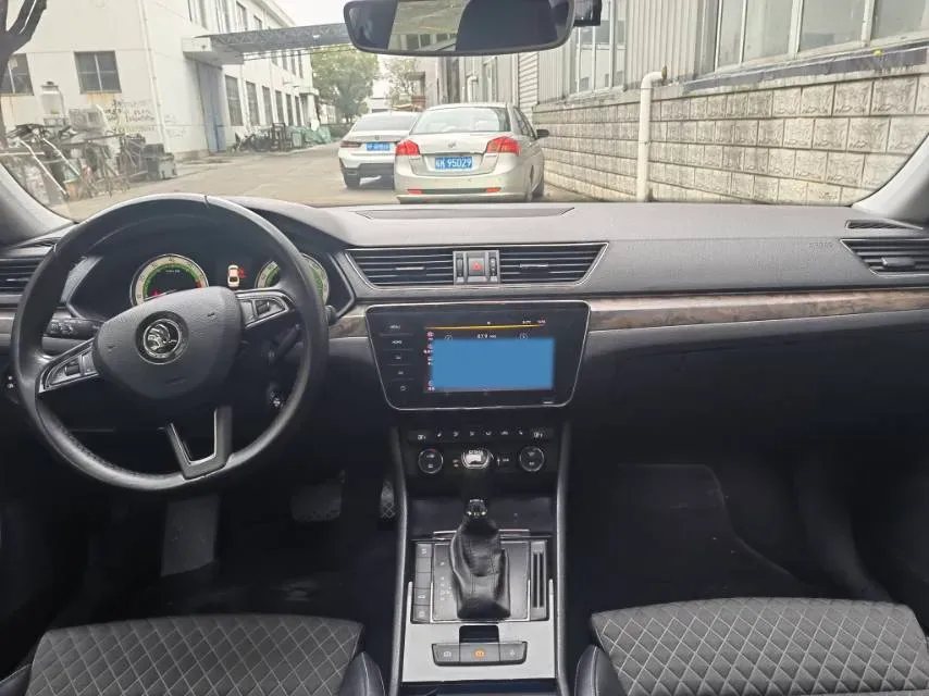 2018 Nissan Terra 2.5L 184HP L4 7AT,autocango,china used car exporter,china ev exporter,chinese used car exporter,chinese used ev exporter