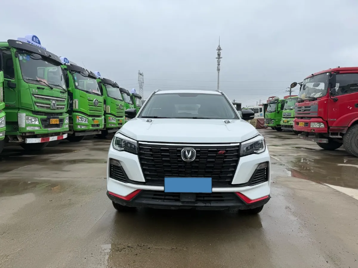 2022 ChangAn CS75 1.5T 180HP L4 7DCT,autocango,china used car exporter,china ev exporter,chinese used car exporter,chinese used ev exporter