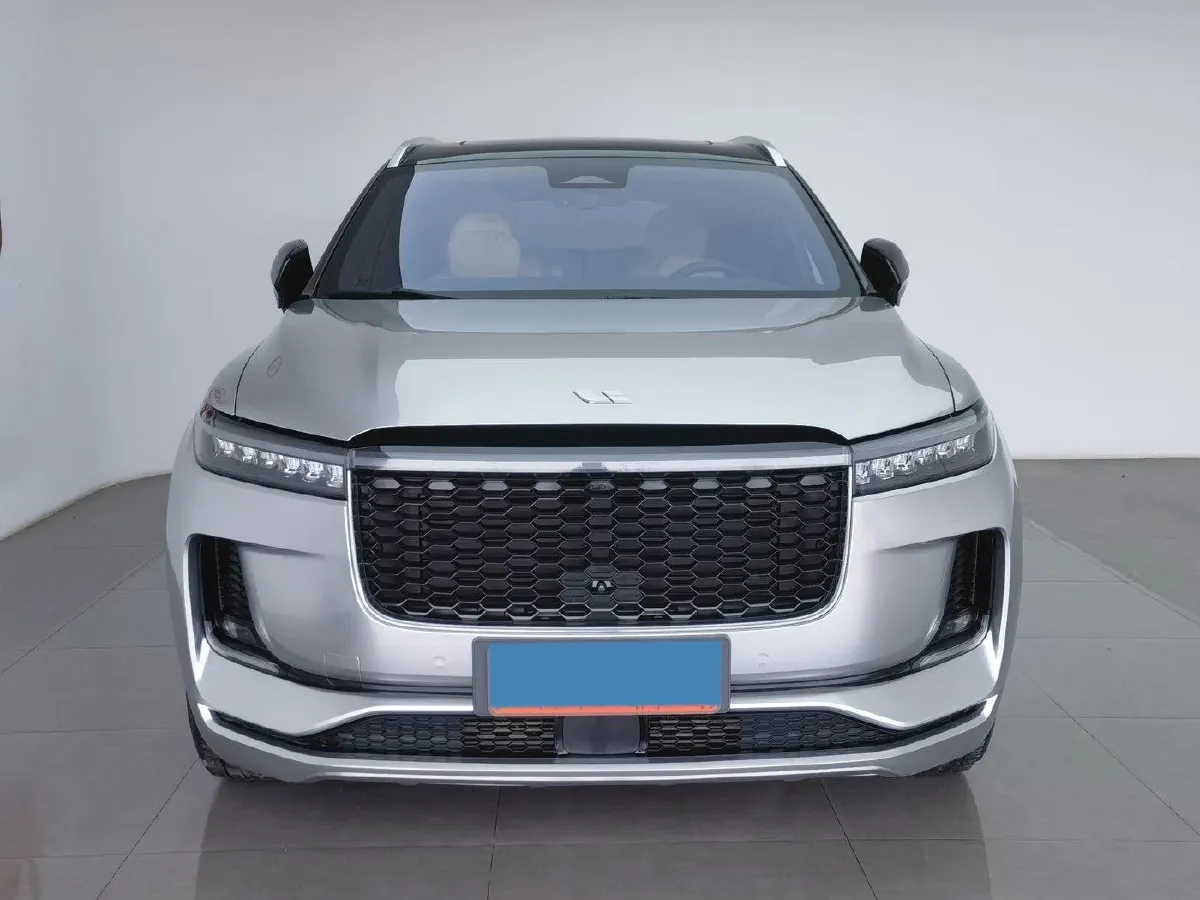 2021 Li ONE Range Extended 131HP REEV 40.5KWH,autocango,china used car exporter,china ev exporter,chinese used car exporter,chinese used ev exporter