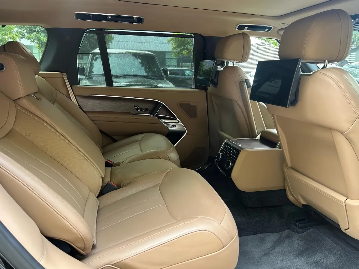 2024 Land Rover Range Rover 3.0T 400HP L6 8AT,autocango,china used car exporter,china ev exporter,chinese used car exporter,chinese used ev exporter