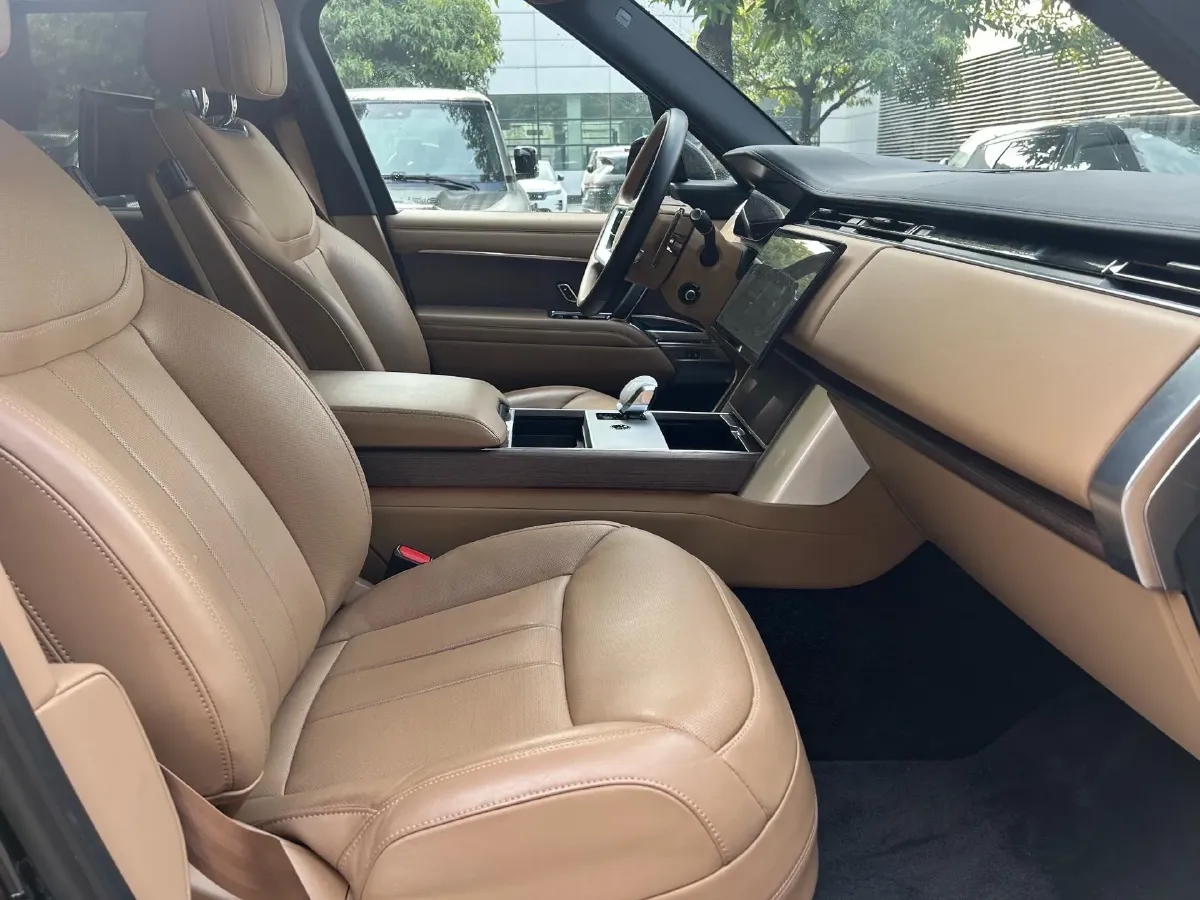 2024 Land Rover Range Rover 3.0T 400HP L6 8AT,autocango,china used car exporter,china ev exporter,chinese used car exporter,chinese used ev exporter