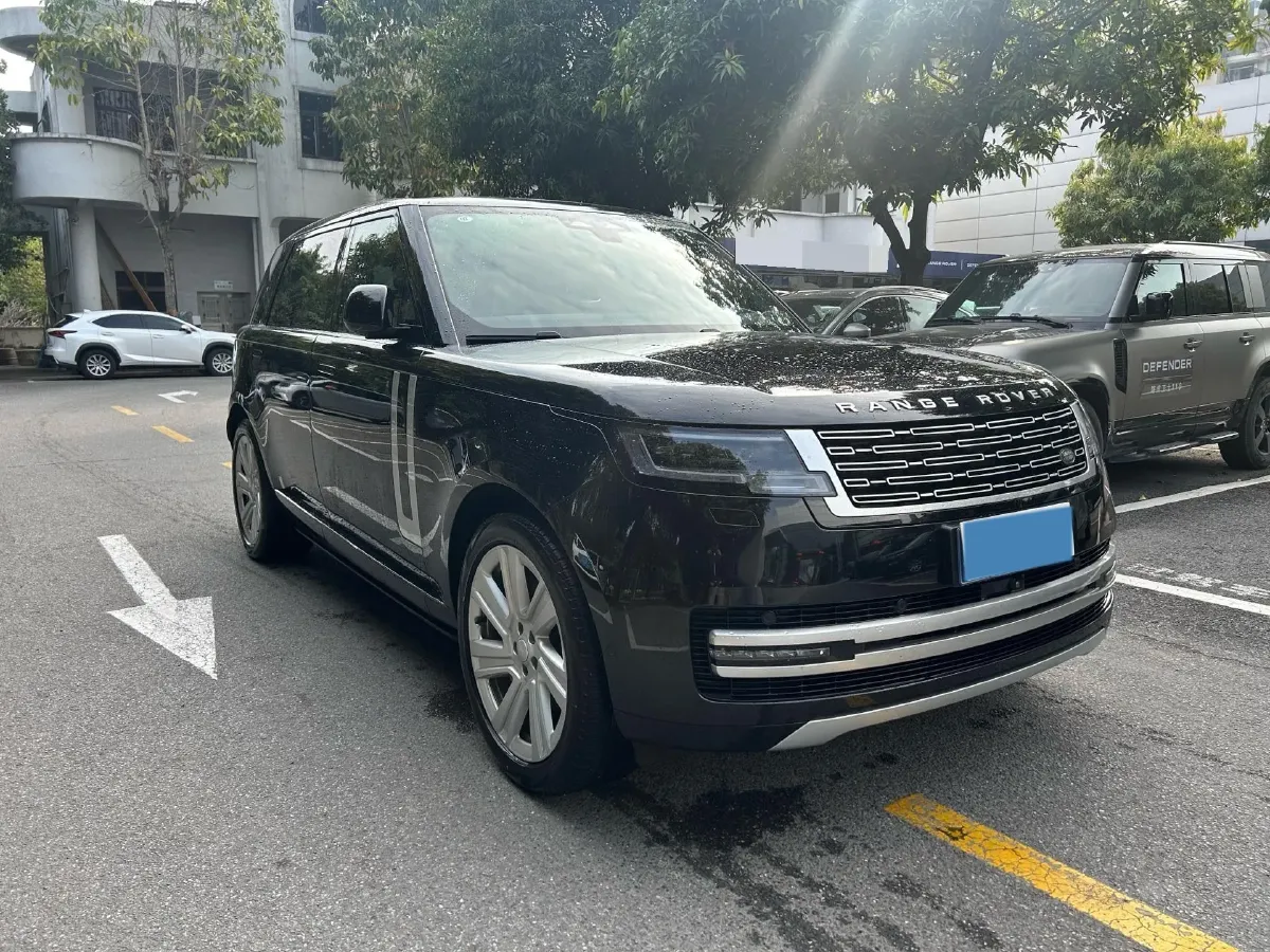 2024 Land Rover Range Rover 3.0T 400HP L6 8AT,autocango,china used car exporter,china ev exporter,chinese used car exporter,chinese used ev exporter