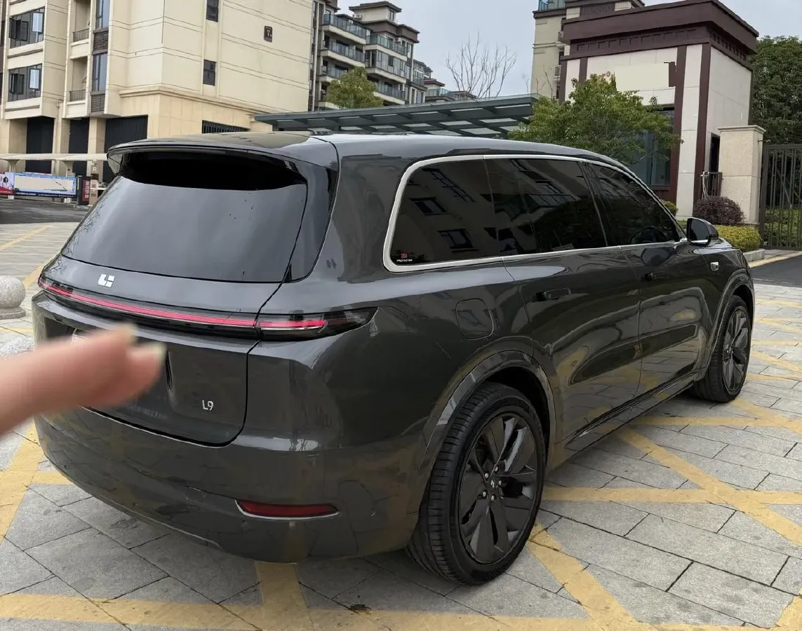 2024 Li L9 Range Extended 154HP REEV 52.3KWH,autocango,china used car exporter,china ev exporter,chinese used car exporter,chinese used ev exporter
