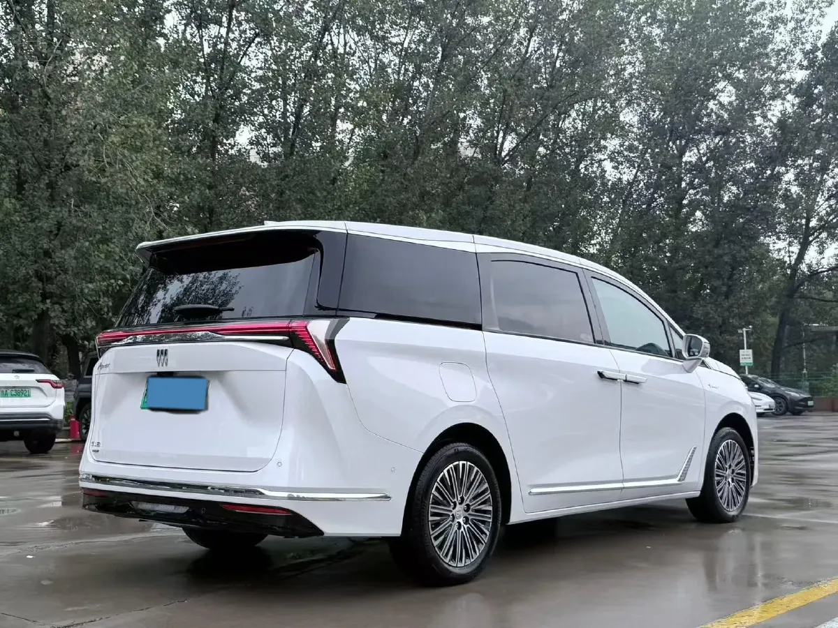 2024 Buick GL8 1.5T 180HP L4 2DHT PHEV 24.4KWH,autocango,china used car exporter,china ev exporter,chinese used car exporter,chinese used ev exporter
