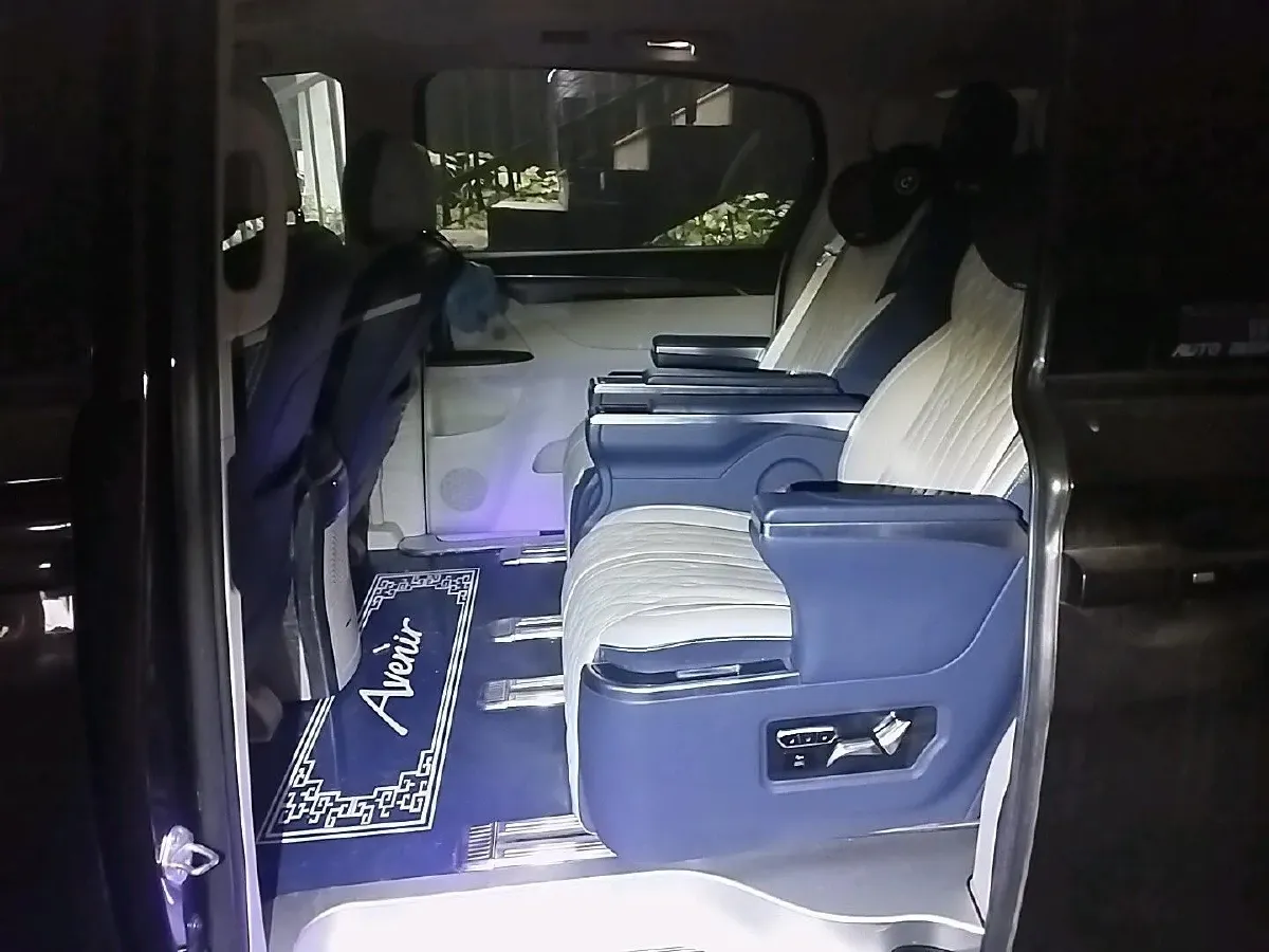 2021 Buick GL8 2.0T 237HP L4 9AT,autocango,china used car exporter,china ev exporter,chinese used car exporter,chinese used ev exporter