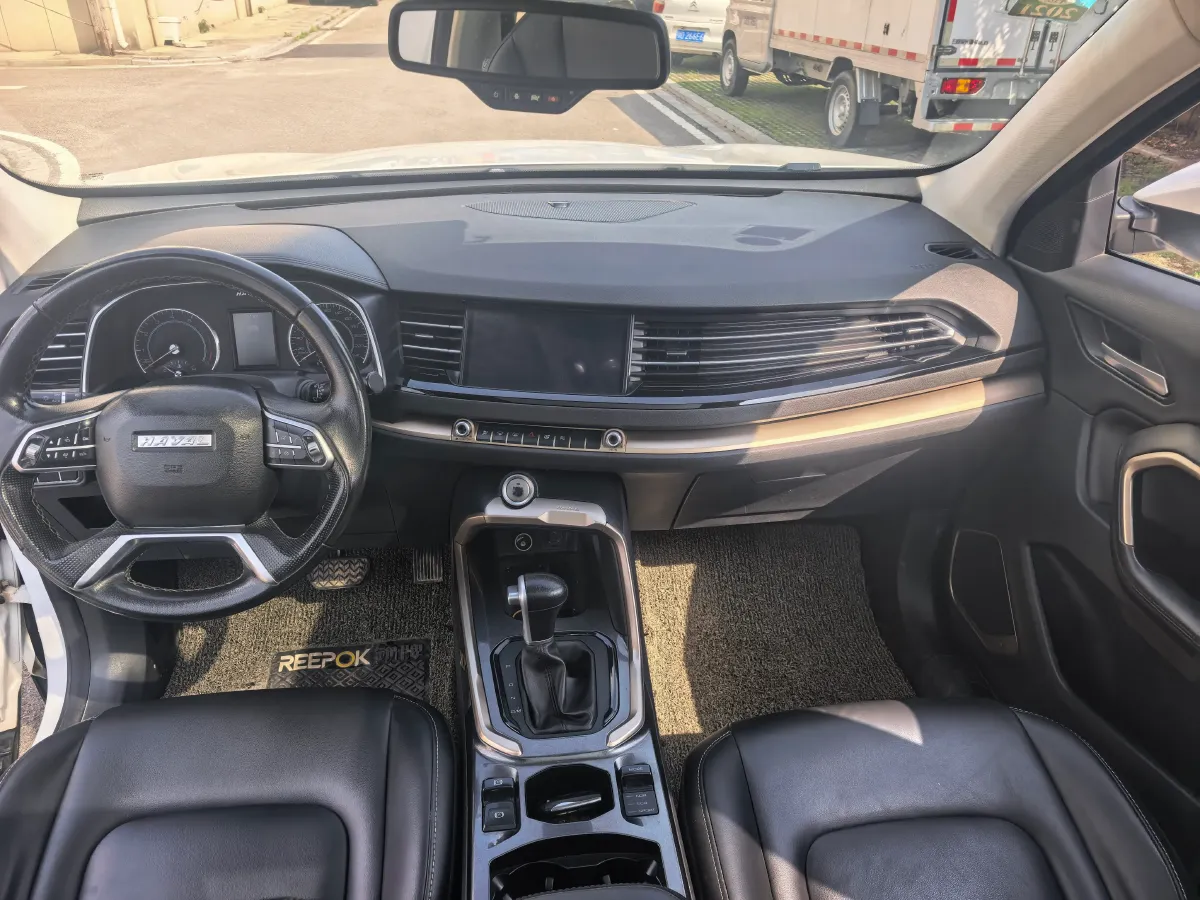 2019 Haval H6 1.5T 169HP L4 7DCT,autocango,china used car exporter,china ev exporter,chinese used car exporter,chinese used ev exporter