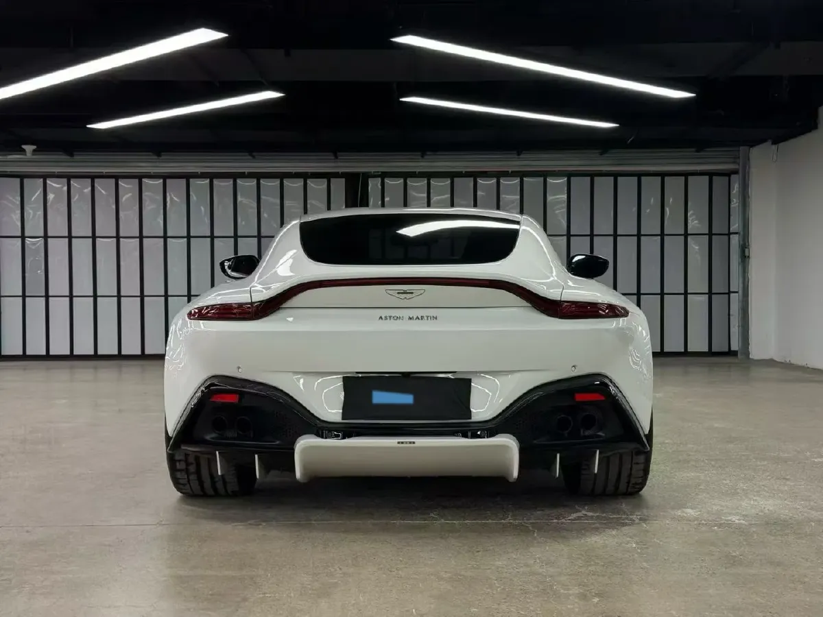 2018 Aston Martin V8 Vantage 4.0T 510HP V8 8AT,autocango,china used car exporter,china ev exporter,chinese used car exporter,chinese used ev exporter