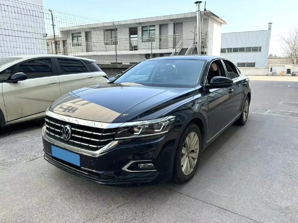 2020 Volkswagen Passat 2.0T 186HP L4 7DCT,autocango,china used car exporter,china ev exporter,chinese used car exporter,chinese used ev exporter