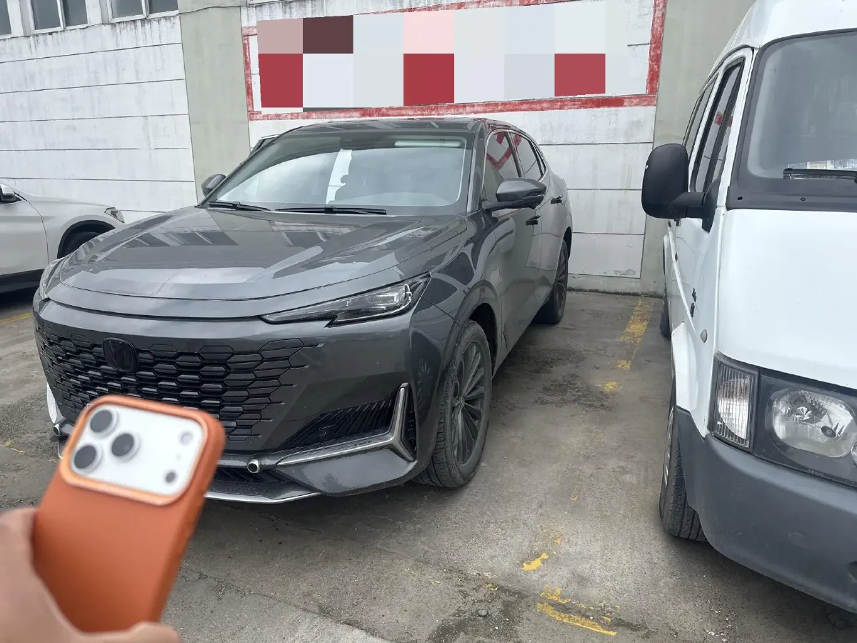 2021 ChangAn UNI-K 2.0T 233HP L4 8AT,autocango,china used car exporter,china ev exporter,chinese used car exporter,chinese used ev exporter