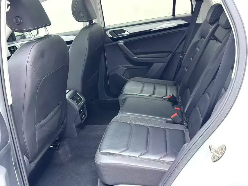 2019 Volkswagen Tayron 2.0T 186HP L4 7DCT,autocango,china used car exporter,china ev exporter,chinese used car exporter,chinese used ev exporter