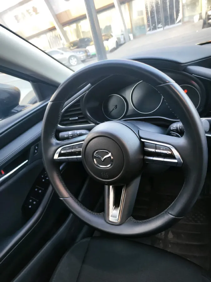 2022 Mazda 3 Axela 2.0L 158HP L4 6AT,autocango,china used car exporter,china ev exporter,chinese used car exporter,chinese used ev exporter