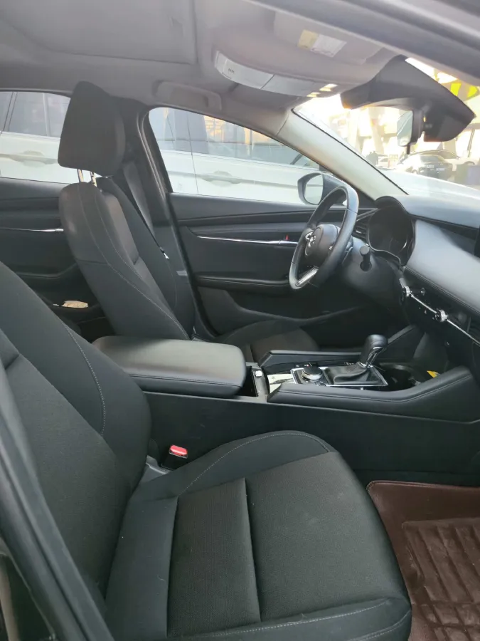 2022 Mazda 3 Axela 2.0L 158HP L4 6AT,autocango,china used car exporter,china ev exporter,chinese used car exporter,chinese used ev exporter