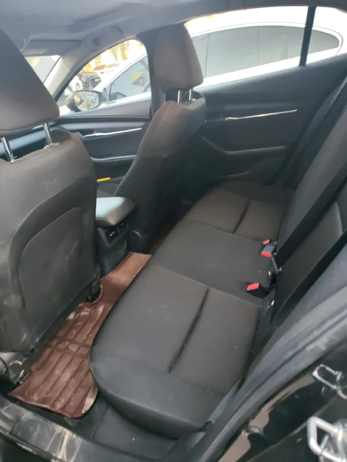 2022 Mazda 3 Axela 2.0L 158HP L4 6AT,autocango,china used car exporter,china ev exporter,chinese used car exporter,chinese used ev exporter