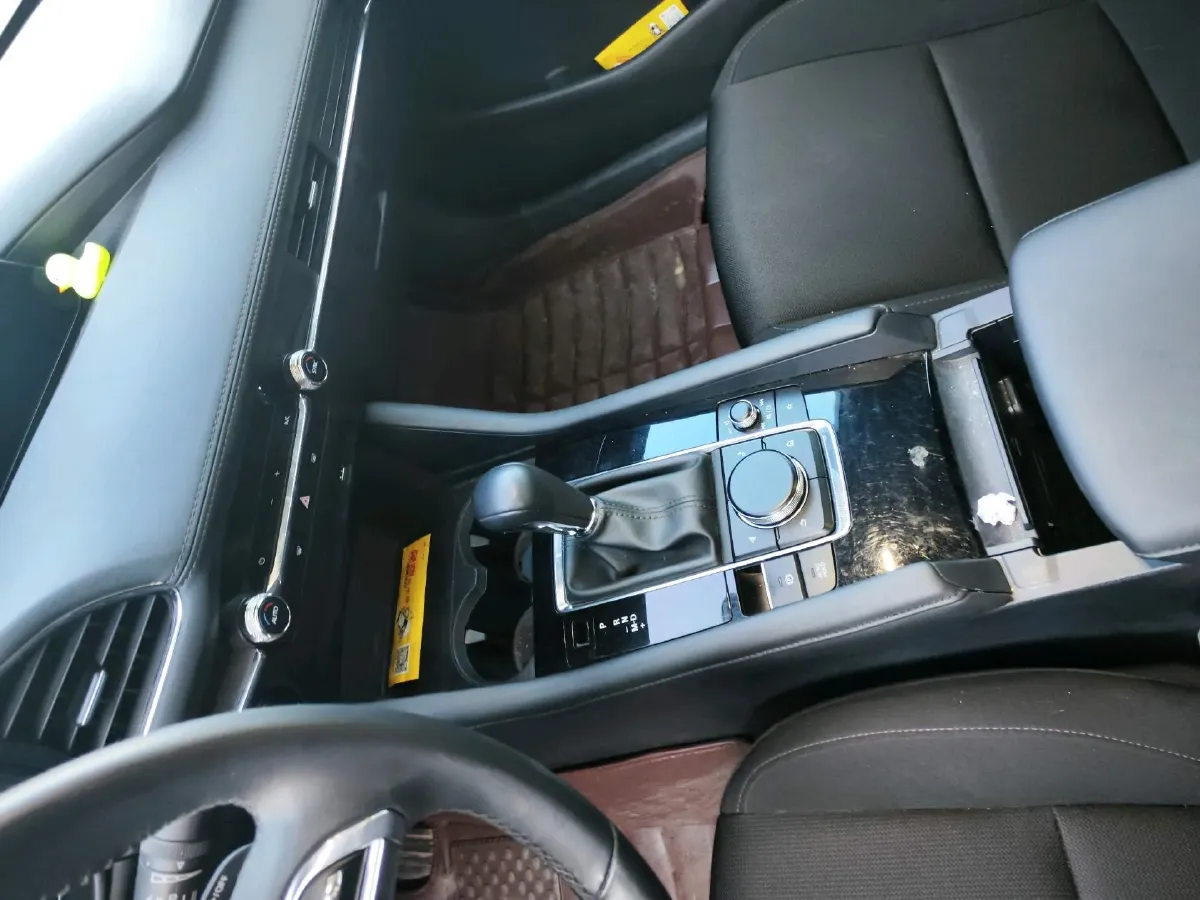 2022 Mazda 3 Axela 2.0L 158HP L4 6AT,autocango,china used car exporter,china ev exporter,chinese used car exporter,chinese used ev exporter