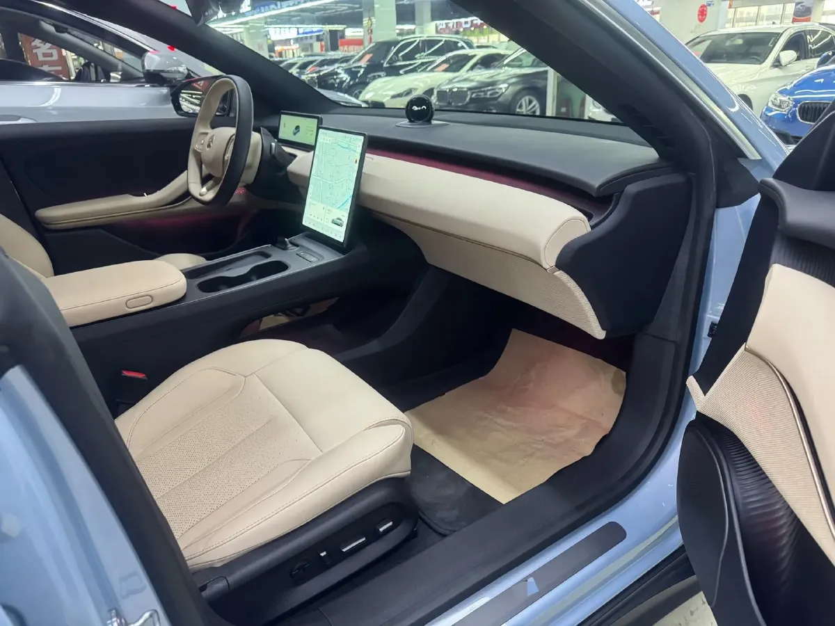 2024 NIO ET5 BEV 75KWH,autocango,china used car exporter,china ev exporter,chinese used car exporter,chinese used ev exporter