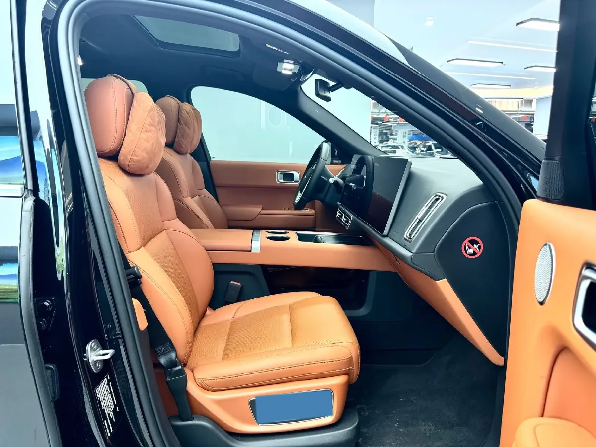 2023 Li L7 Range Extended 154HP REEV 40.9KWH,autocango,china used car exporter,china ev exporter,chinese used car exporter,chinese used ev exporter