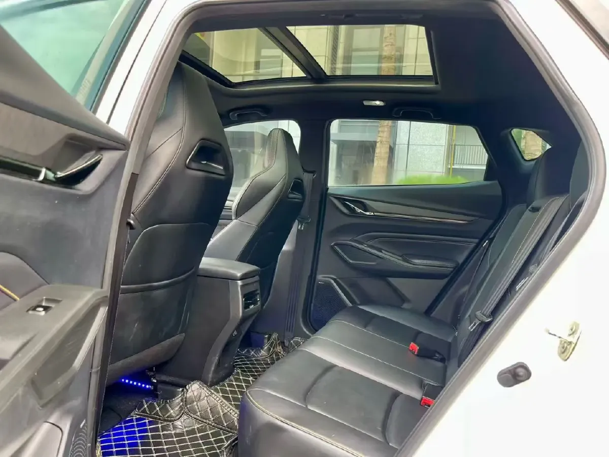 2023 ChangAn Oshan X5 Plus 1.5T 188HP L4 7DCT,autocango,china used car exporter,china ev exporter,chinese used car exporter,chinese used ev exporter