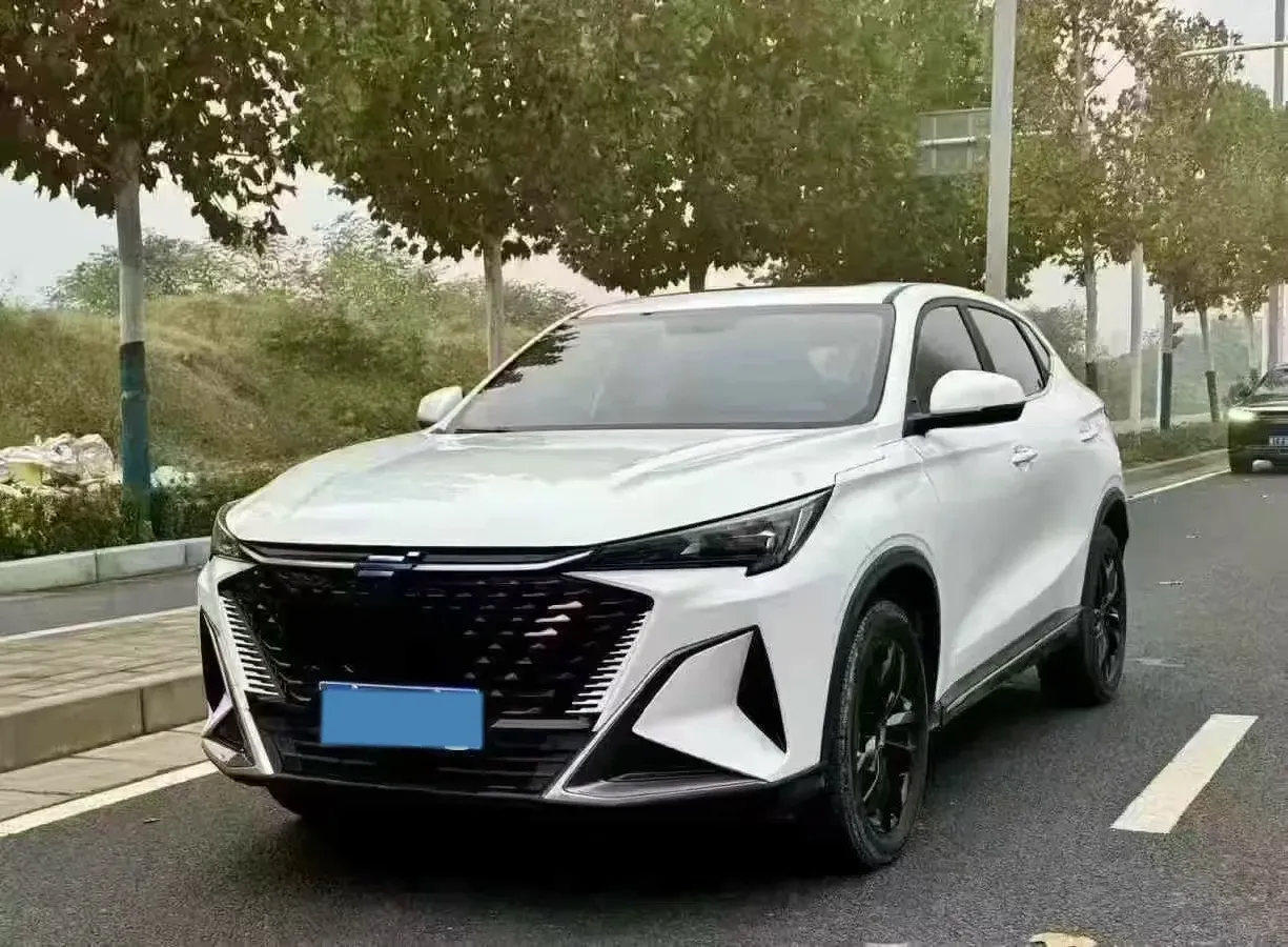 2023 ChangAn Oshan X5 Plus 1.5T 188HP L4 7DCT,autocango,china used car exporter,china ev exporter,chinese used car exporter,chinese used ev exporter