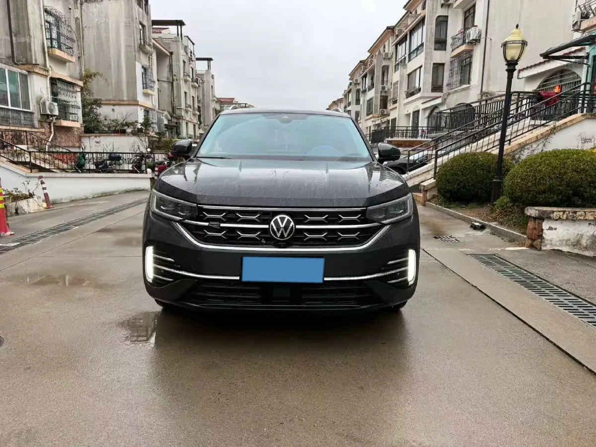 2023 Volkswagen Tayron 2.0T 220HP L4 7DCT,autocango,china used car exporter,china ev exporter,chinese used car exporter,chinese used ev exporter