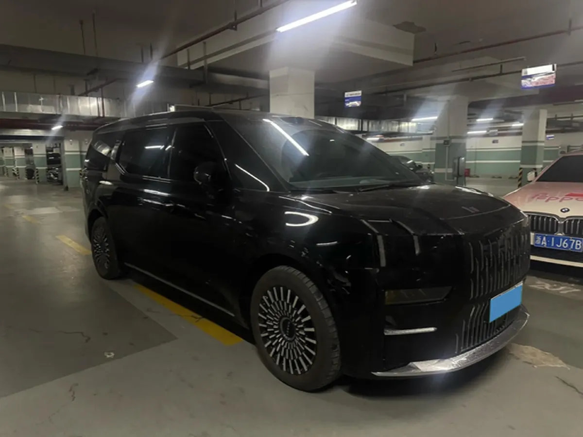 2024 Zeekr 009 BEV 108KWH,autocango,china used car exporter,china ev exporter,chinese used car exporter,chinese used ev exporter