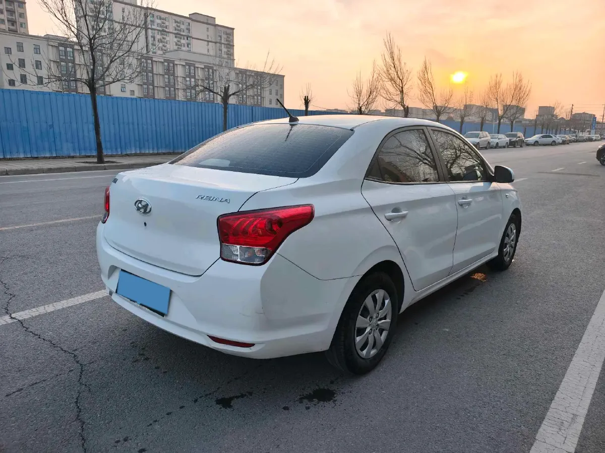 2017 Hyundai Reina 1.4L 95HP L4 5MT,autocango,china used car exporter,china ev exporter,chinese used car exporter,chinese used ev exporter