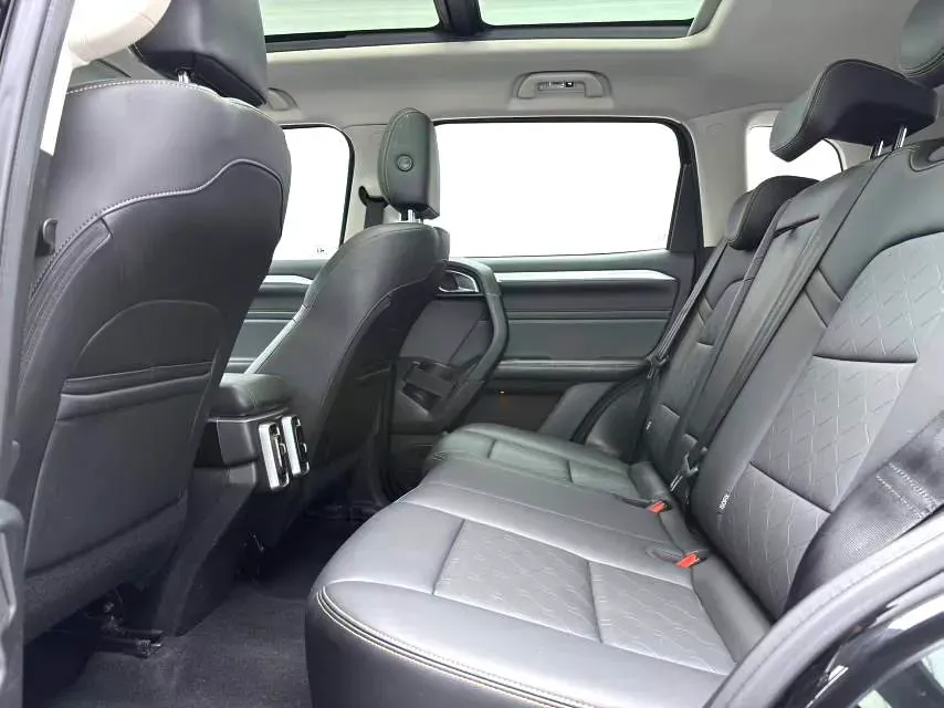 2022 Haval Dargo 1.5T 184HP L4 7DCT,autocango,china used car exporter,china ev exporter,chinese used car exporter,chinese used ev exporter