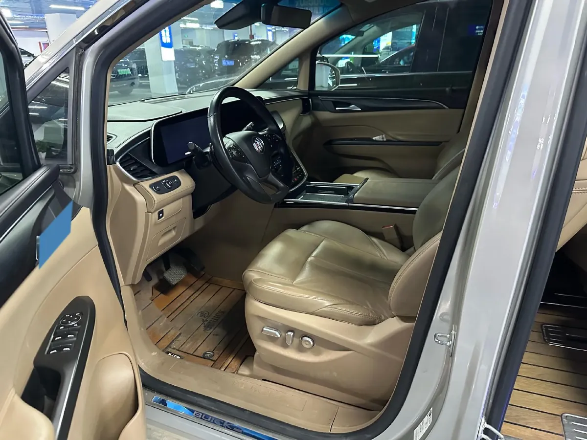 2021 Buick GL8 2.0T 237HP L4 9AT,autocango,china used car exporter,china ev exporter,chinese used car exporter,chinese used ev exporter