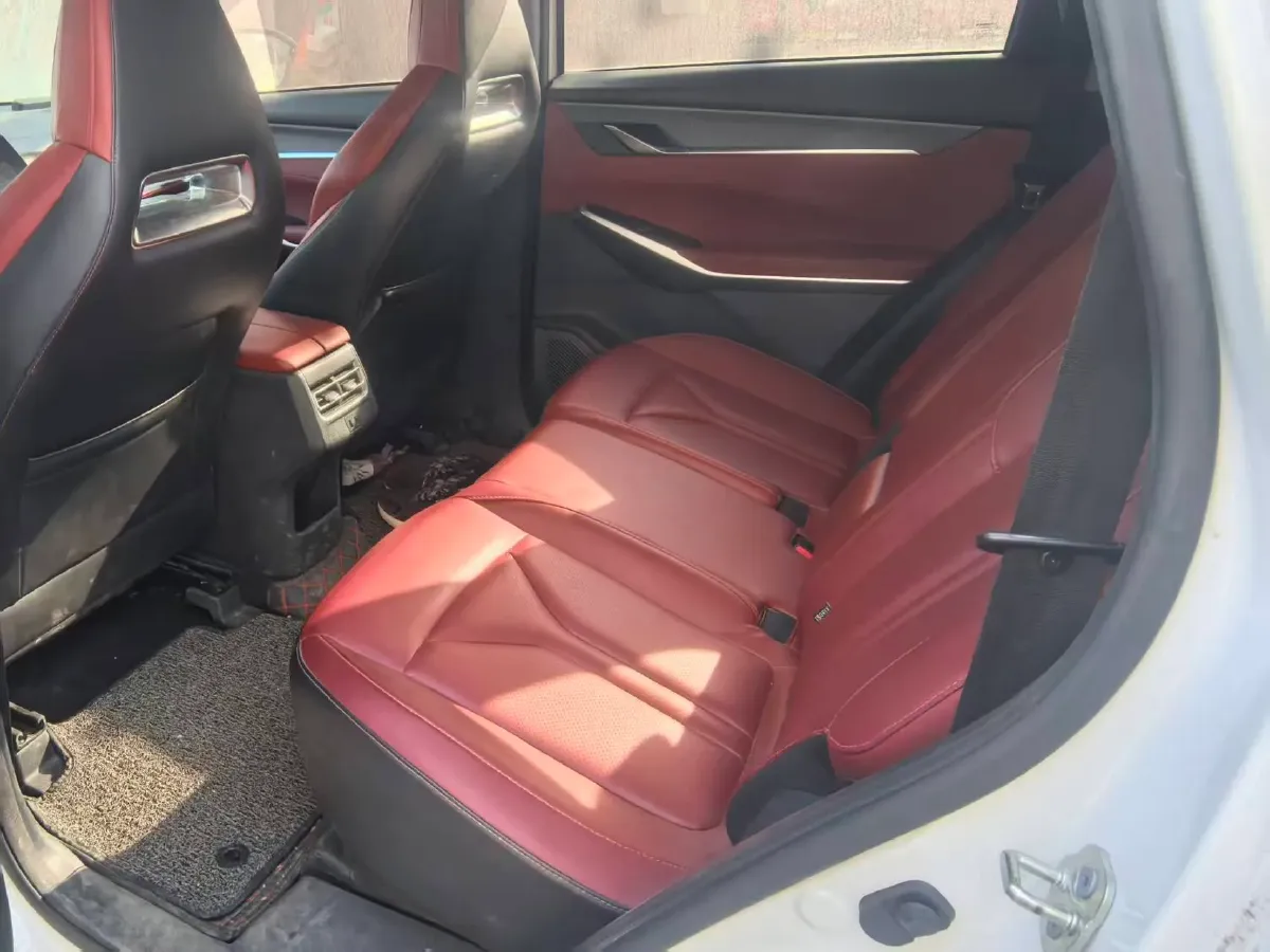 2022 ChangAn CS75 Plus 2.0T 233HP L4 8AT,autocango,china used car exporter,china ev exporter,chinese used car exporter,chinese used ev exporter