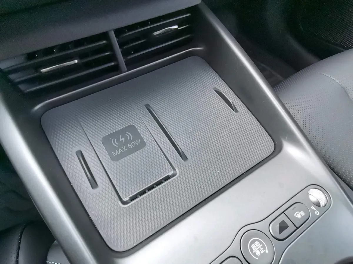 2025 BYD Seal06 BEV,autocango,china used car exporter,china ev exporter,chinese used car exporter,chinese used ev exporter