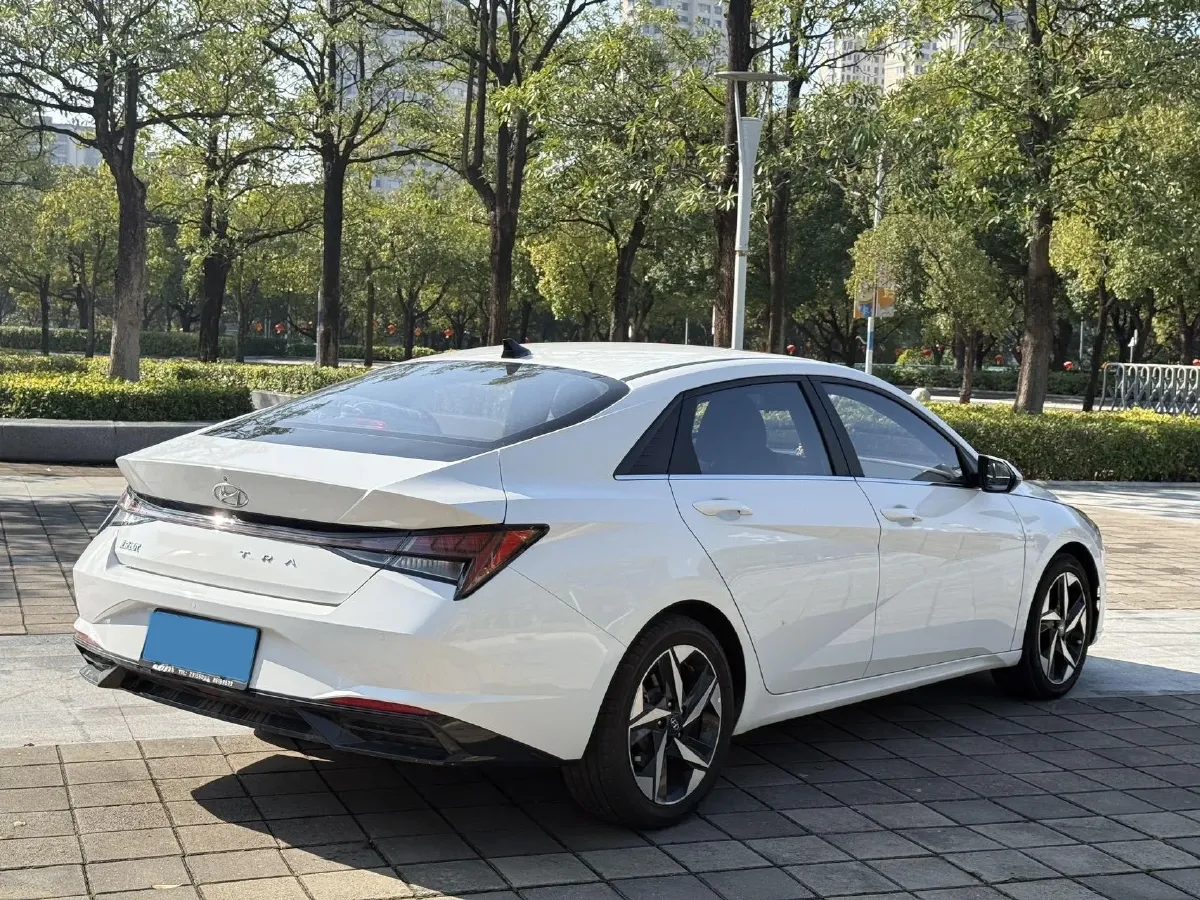 2022 Hyundai Elantra 1.5L 115HP L4 CVT,autocango,china used car exporter,china ev exporter,chinese used car exporter,chinese used ev exporter