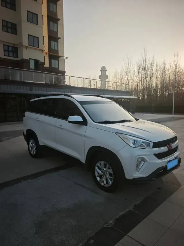 2018 WuLing HongGuang S3 1.5T 150HP L4 6MT,autocango,china used car exporter,china ev exporter,chinese used car exporter,chinese used ev exporter
