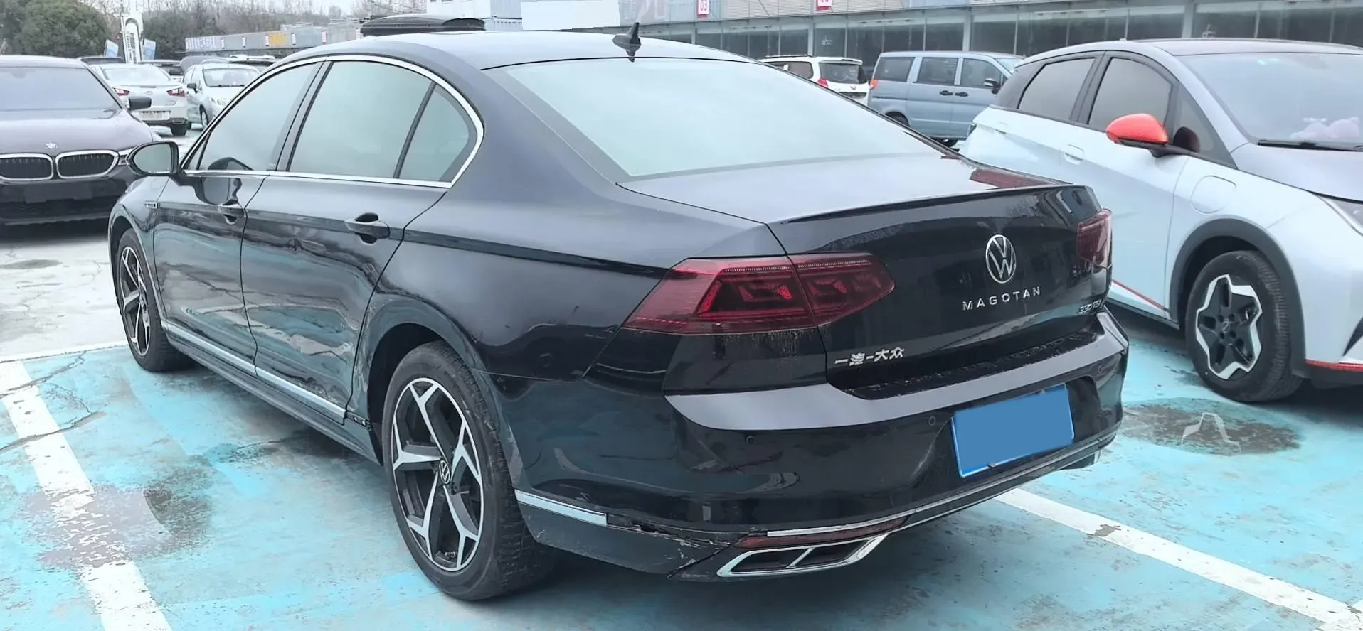 2023 Volkswagen Magotan 2.0T 186HP L4 7DCT,autocango,china used car exporter,china ev exporter,chinese used car exporter,chinese used ev exporter