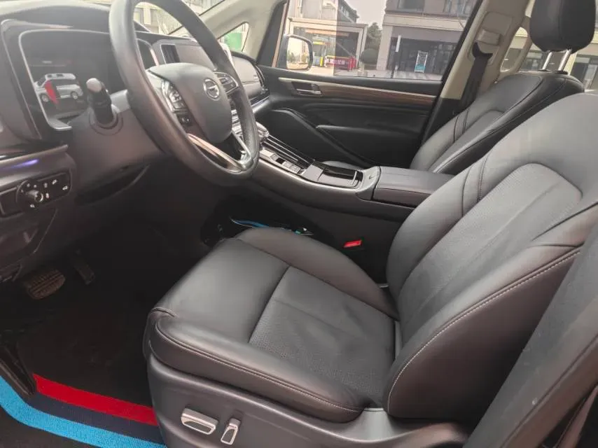 2021 GAC Trumpchi M8 2.0T 252HP L4 8AT,autocango,china used car exporter,china ev exporter,chinese used car exporter,chinese used ev exporter