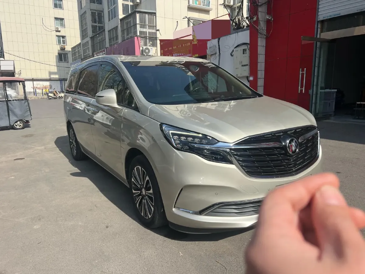 2020 Buick GL8 2.0T 237HP L4 9AT,autocango,china used car exporter,china ev exporter,chinese used car exporter,chinese used ev exporter