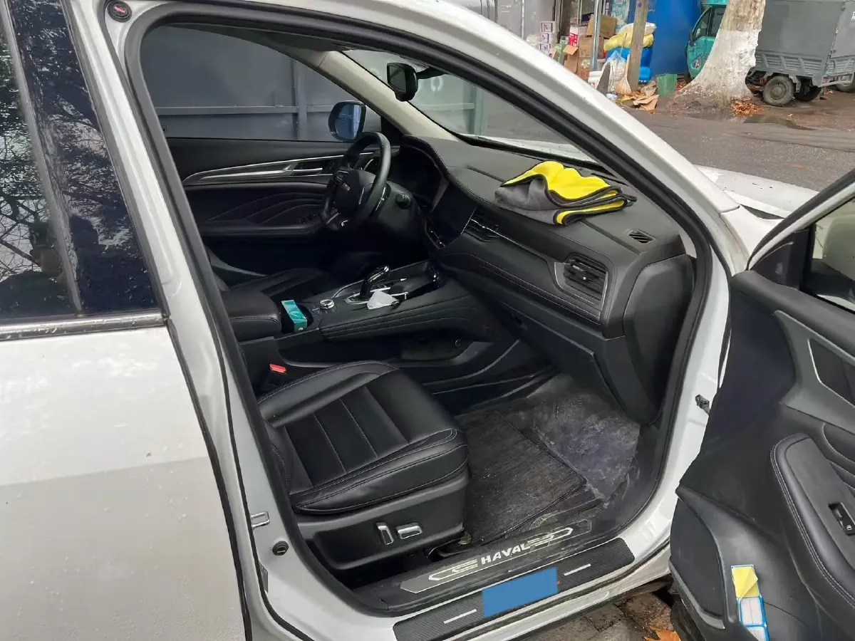 2019 Haval F7 1.5T 169HP L4 7DCT,autocango,china used car exporter,china ev exporter,chinese used car exporter,chinese used ev exporter