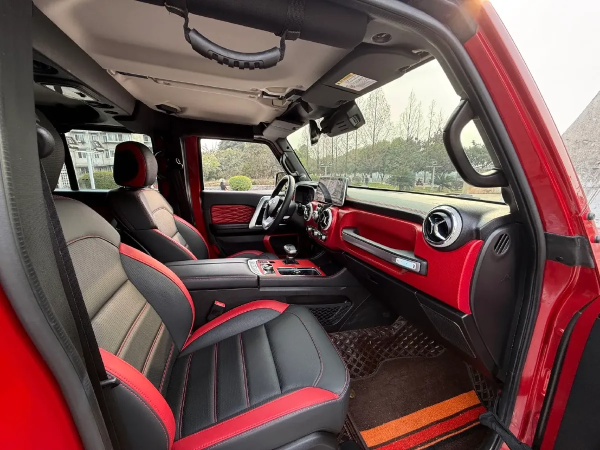 2020 Beijing BJ40 2.0T 224HP L4 8AT,autocango,china used car exporter,china ev exporter,chinese used car exporter,chinese used ev exporter