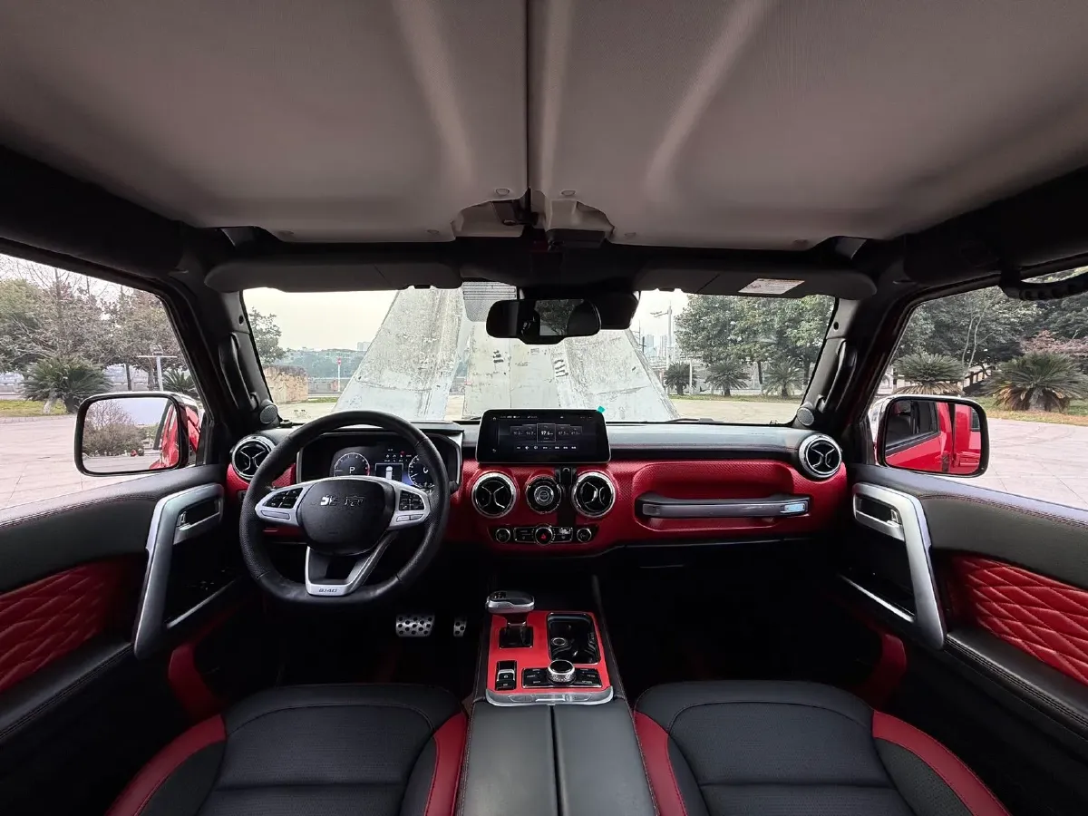 2020 Beijing BJ40 2.0T 224HP L4 8AT,autocango,china used car exporter,china ev exporter,chinese used car exporter,chinese used ev exporter