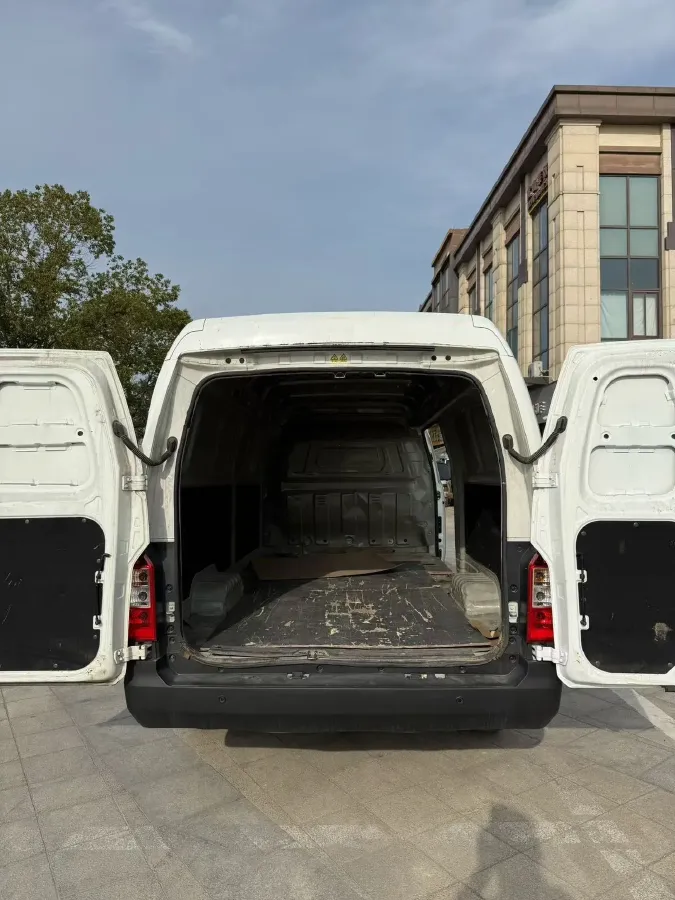 2025 Karry JiangTunE7 BEV 41.86KWH,autocango,china used car exporter,china ev exporter,chinese used car exporter,chinese used ev exporter