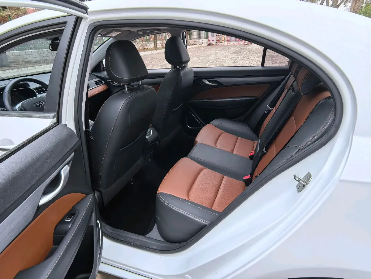 2021 Geely Emgrand 1.5L 109HP L4 CVT,autocango,china used car exporter,china ev exporter,chinese used car exporter,chinese used ev exporter