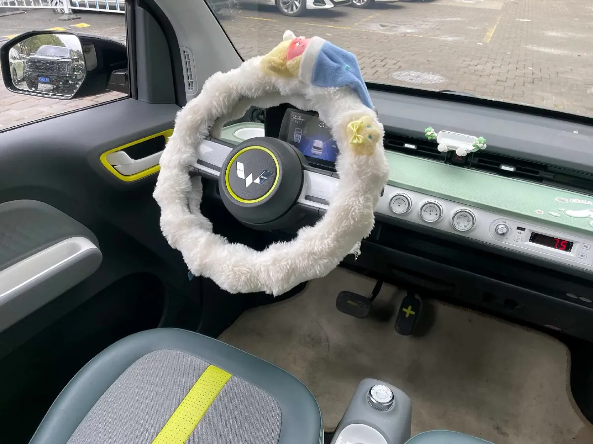 2022 WuLing HongGuang MINI EV BEV 17.3KWH,autocango,china used car exporter,china ev exporter,chinese used car exporter,chinese used ev exporter