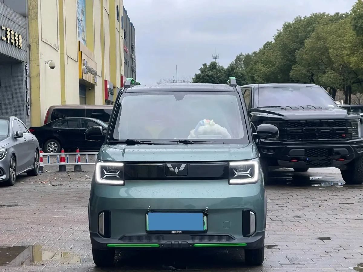 2022 WuLing HongGuang MINI EV BEV 17.3KWH,autocango,china used car exporter,china ev exporter,chinese used car exporter,chinese used ev exporter