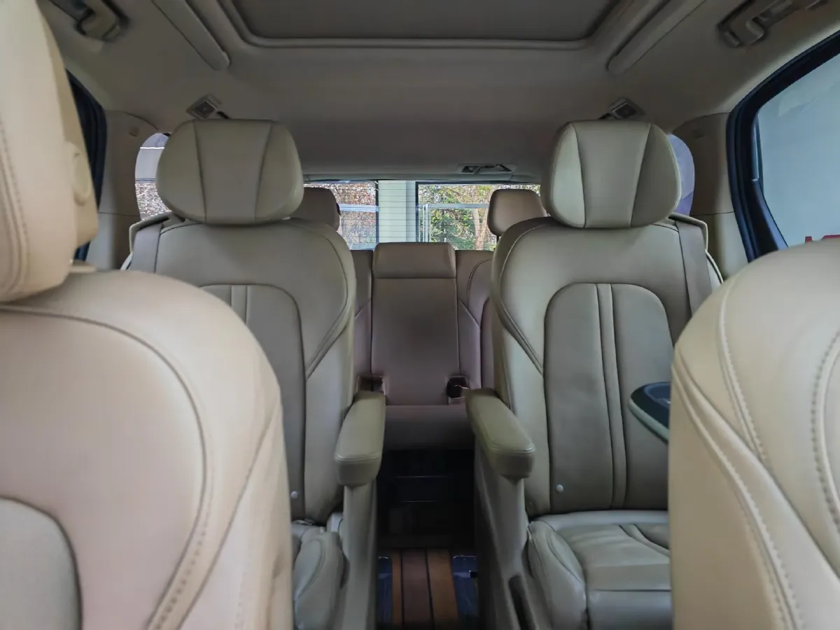 2021 Buick GL8 2.0T 237HP L4 9AT,autocango,china used car exporter,china ev exporter,chinese used car exporter,chinese used ev exporter