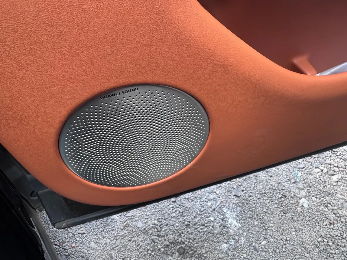 2024 AITO AITO M9 1.5T 152HP L4 REEV 42KWH,autocango,china used car exporter,china ev exporter,chinese used car exporter,chinese used ev exporter