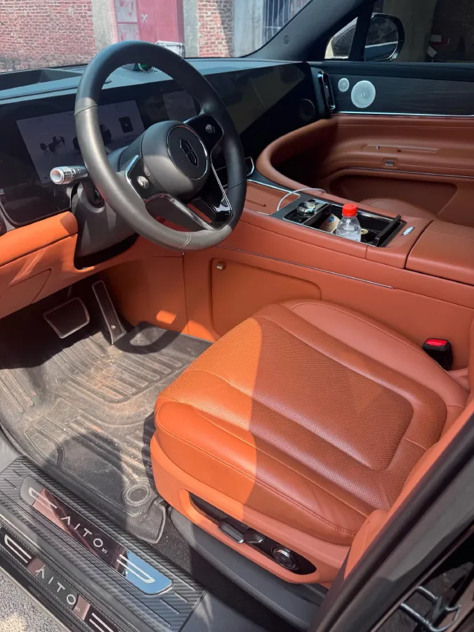 2024 AITO AITO M9 1.5T 152HP L4 REEV 42KWH,autocango,china used car exporter,china ev exporter,chinese used car exporter,chinese used ev exporter