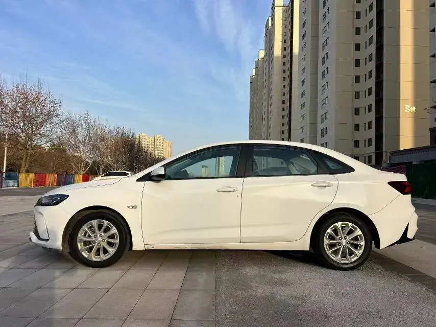 2023 Chevrolet Monza 1.5L 113HP L4 6DCT,autocango,china used car exporter,china ev exporter,chinese used car exporter,chinese used ev exporter