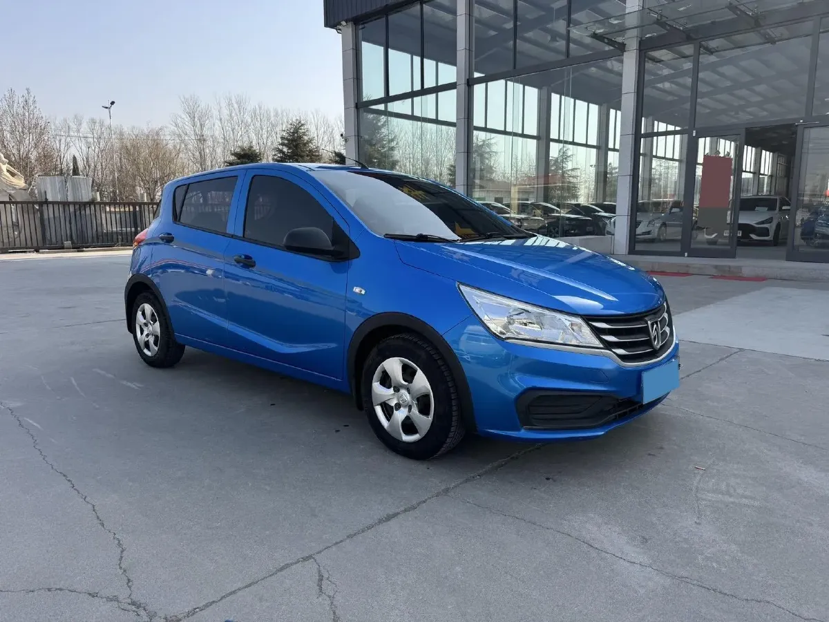 2016 BaoJun 310 1.2L 82HP L4 5MT,autocango,china used car exporter,china ev exporter,chinese used car exporter,chinese used ev exporter