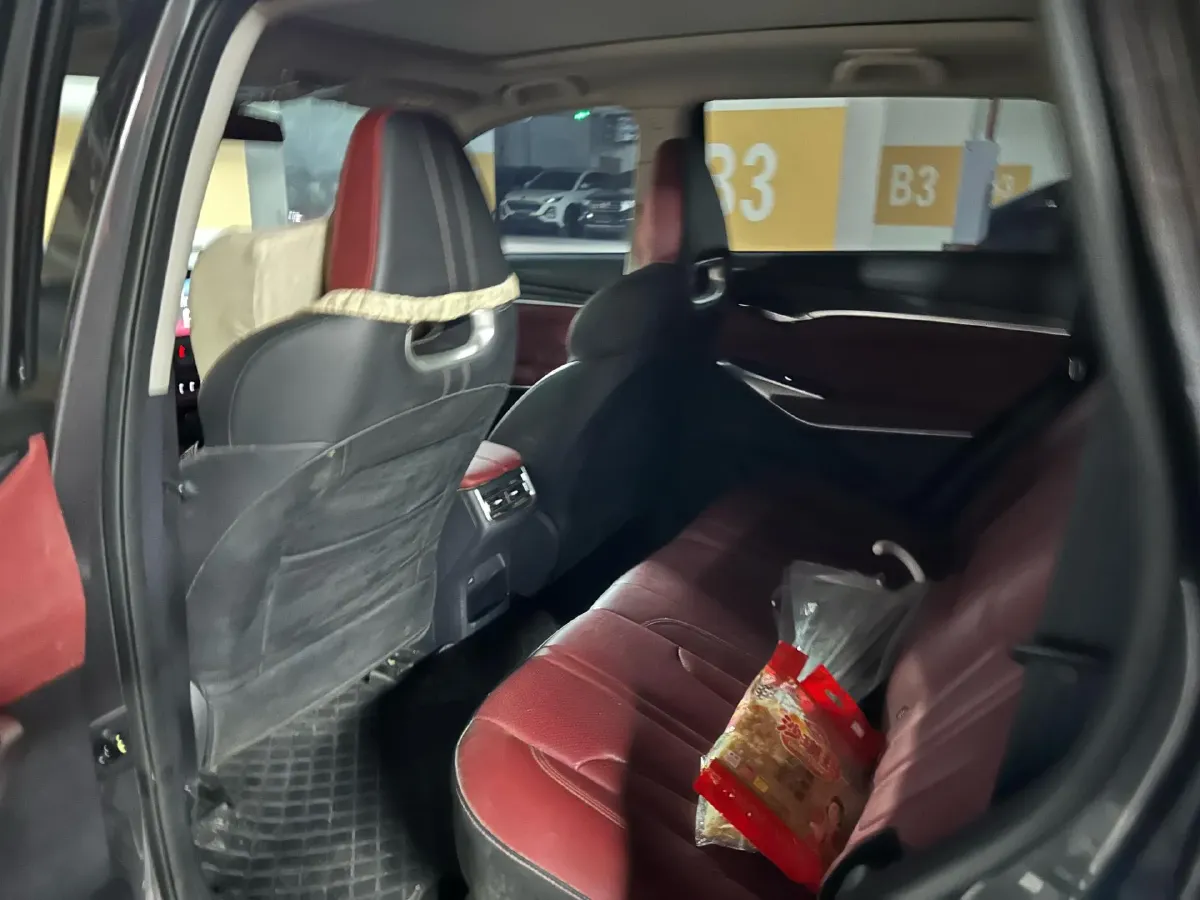 2020 ChangAn CS75 Plus 2.0T 233HP L4 8AT,autocango,china used car exporter,china ev exporter,chinese used car exporter,chinese used ev exporter